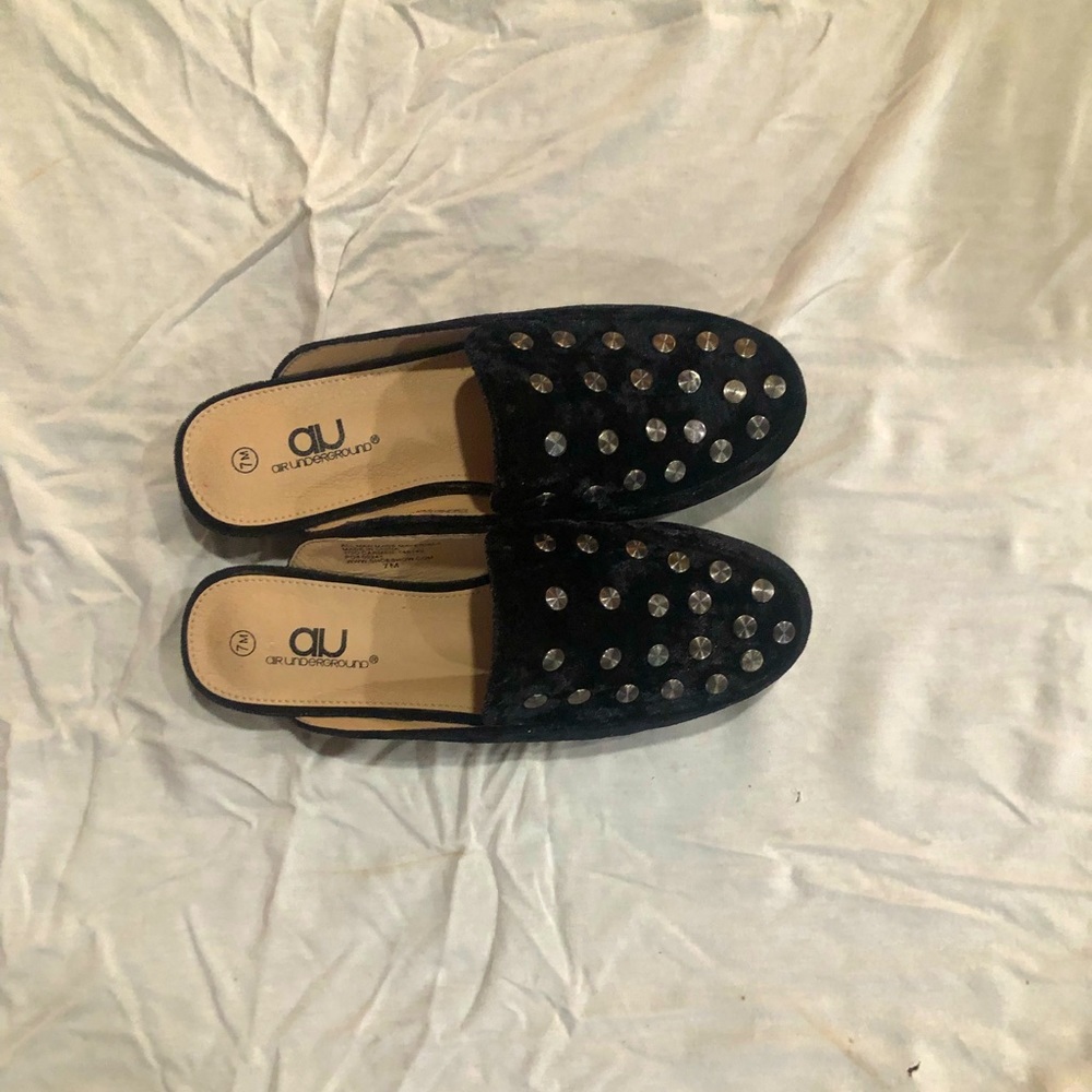 Black Flats